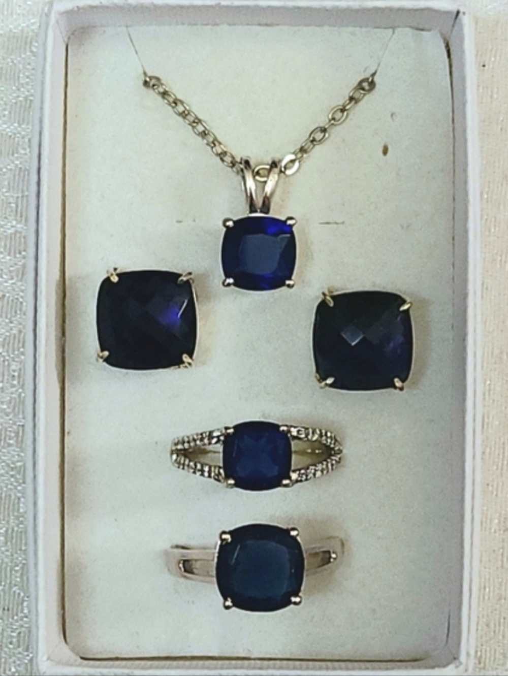 Blue Sapphire Cushion-Cut Jewelry Set - White Gold Plated